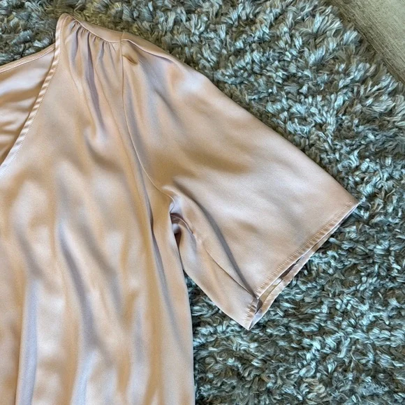 Ann Taylor peach Puff Sleeve Blouse - Picture 5 of 7